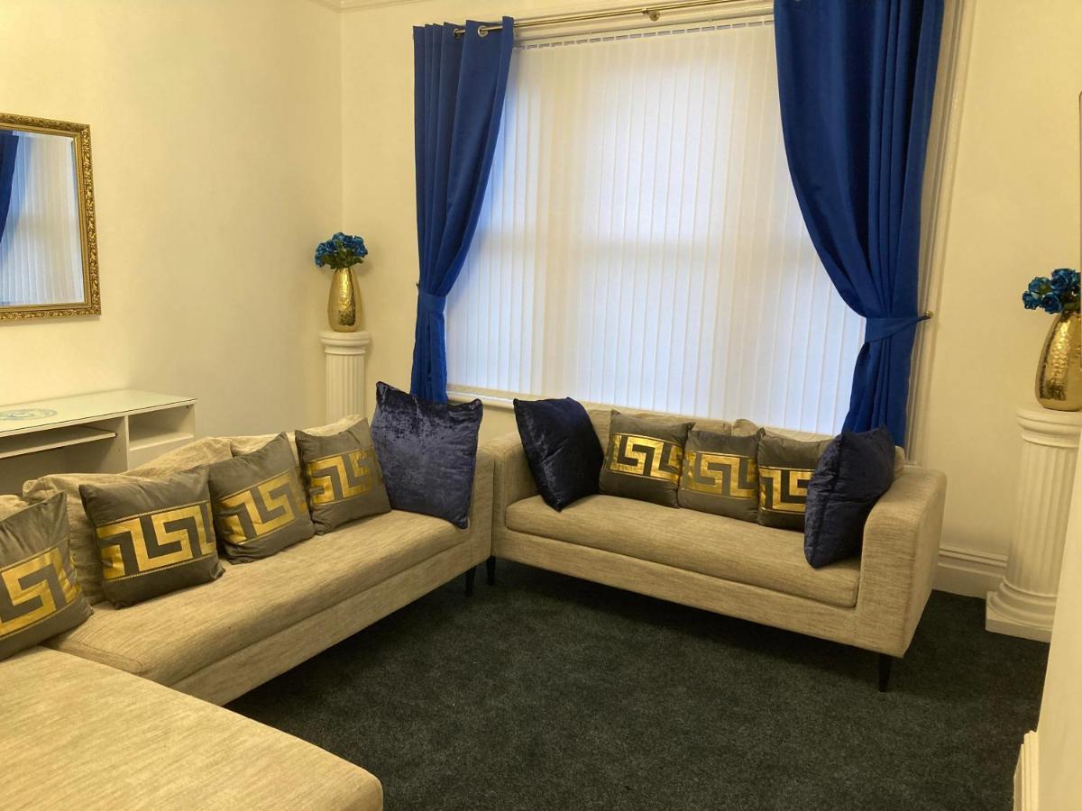 Agapi Apartment - Sea View Sleeps Ten Blackpool Exteriér fotografie